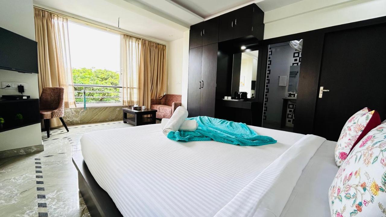 Bluo Lake View Newtown - Boutique Hotel Calcutta Buitenkant foto