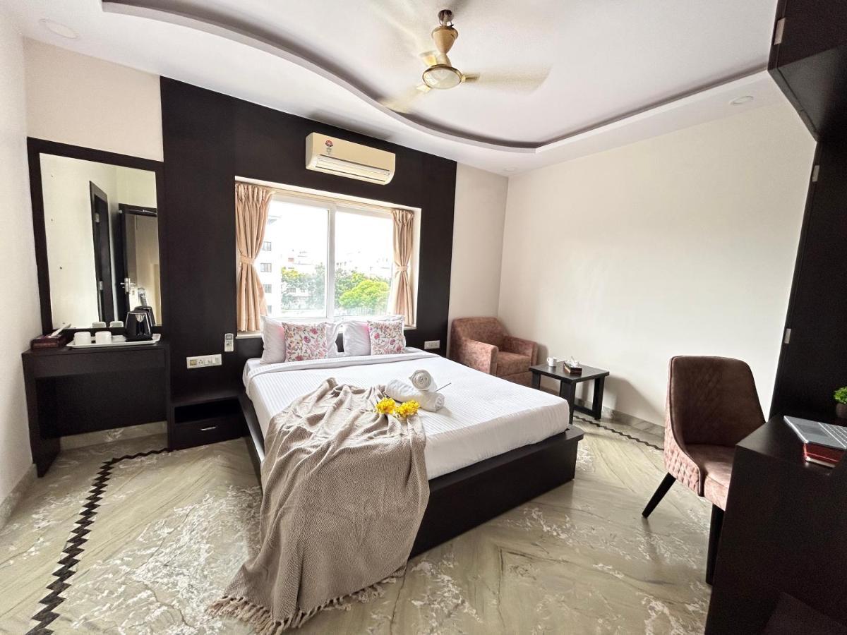 Bluo Lake View Newtown - Boutique Hotel Calcutta Buitenkant foto